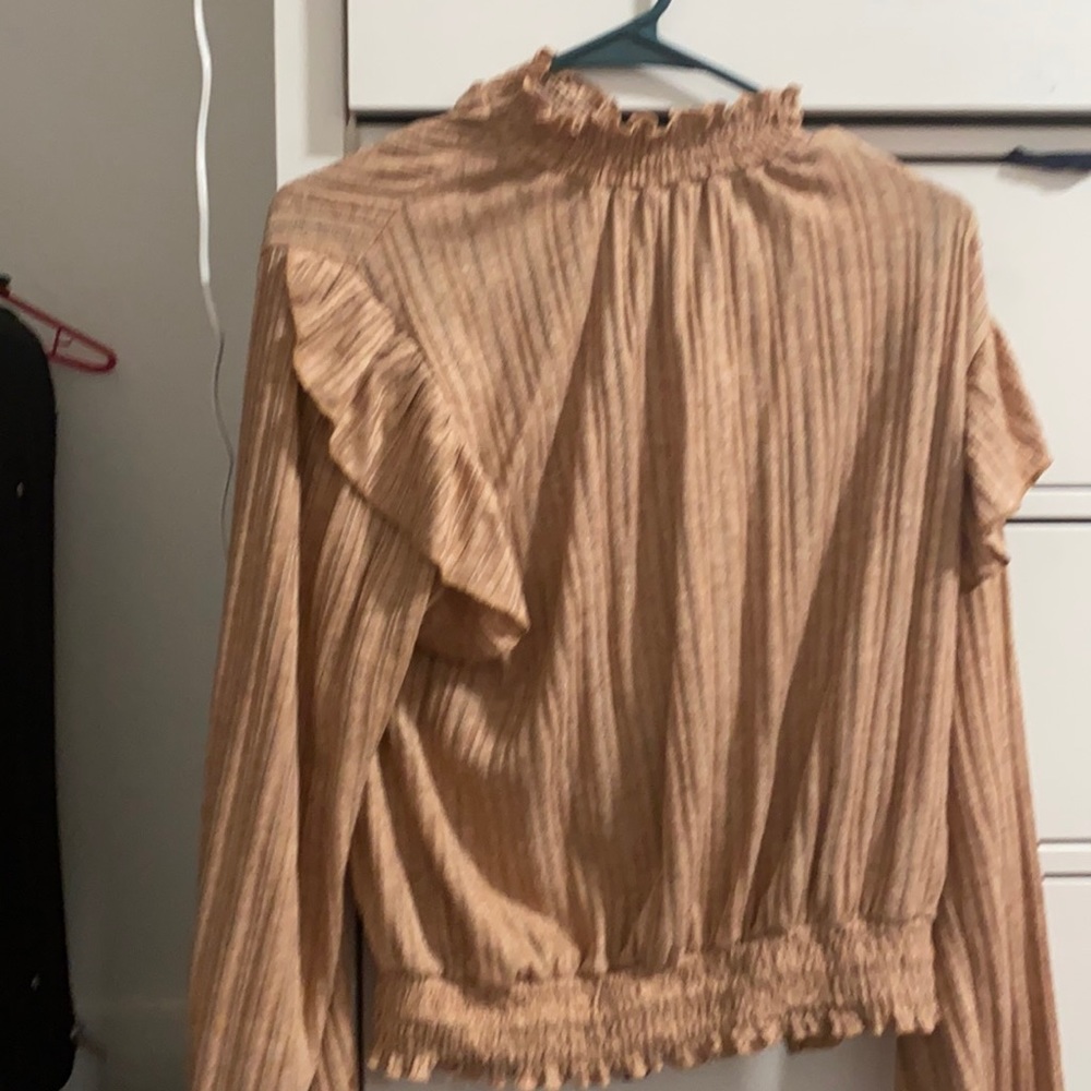 Super soft comfortable blouse!